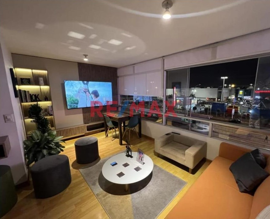 Dúplex en Mall Plaza Lima Sur